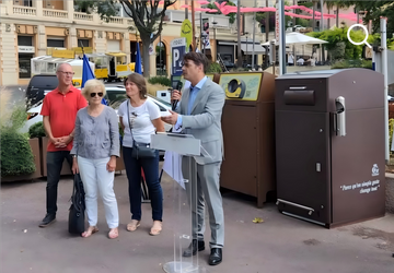 The Solar Power Compactor Bin by TomRobots – Redefining Waste Management with Solar Technology